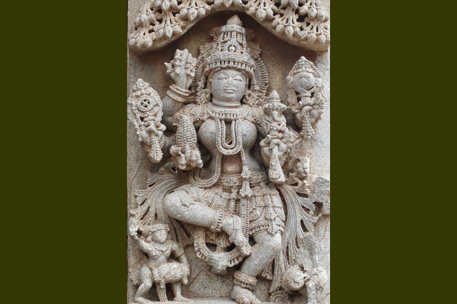 লক্ষ্মী এলেন